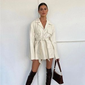 NWT princess polly victory boulevard mini dress in white size 2